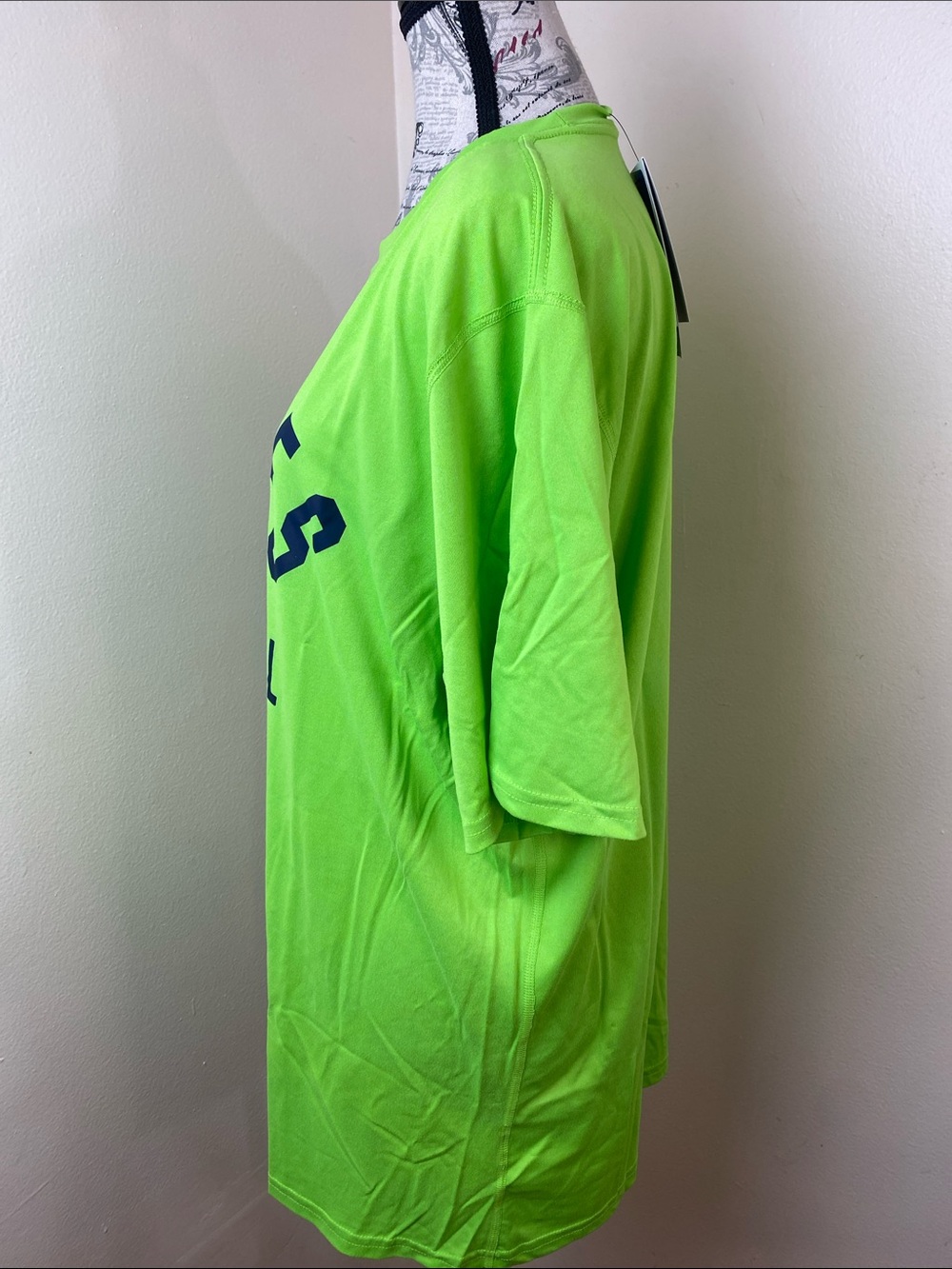 Nike Wolves Basketball Dri-FIT T-Shirt Men’s Large Volt Green NWT - Picture 4 of 11